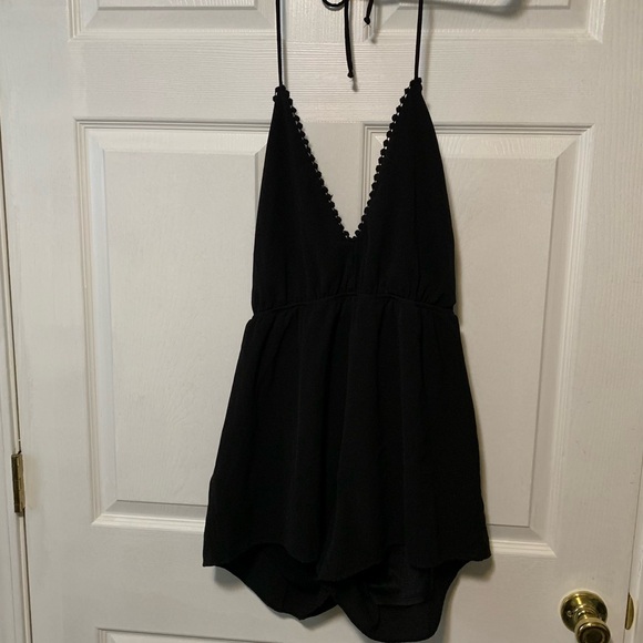 Black tie up romper - Picture 1 of 5